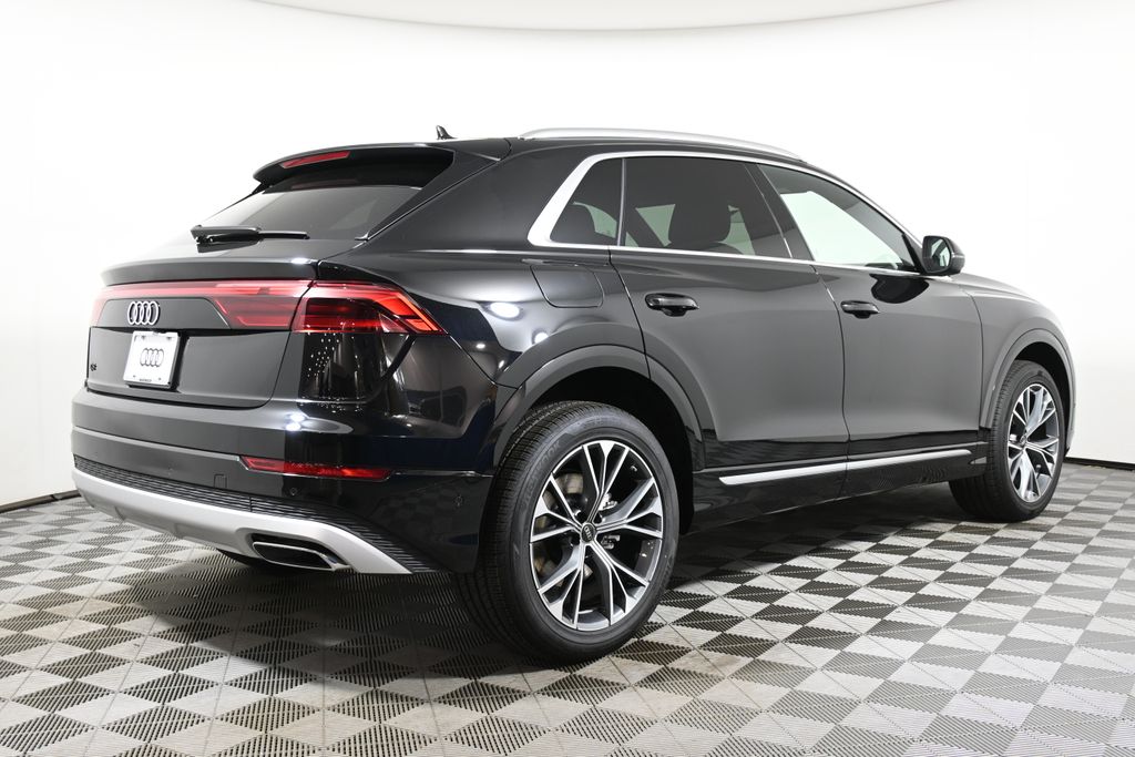 2025 Audi Q8  7