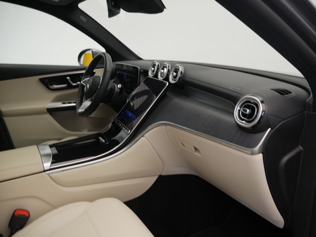 Thumbnail: 2023 Mercedes-Benz GLC - 29