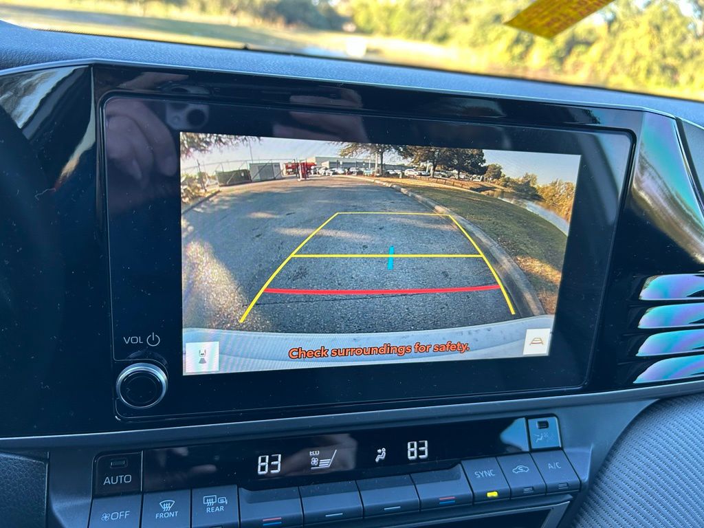 Thumbnail: 2025 Toyota Camry - 25