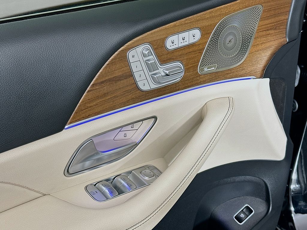 Thumbnail: 2024 Mercedes-Benz GLE - 18