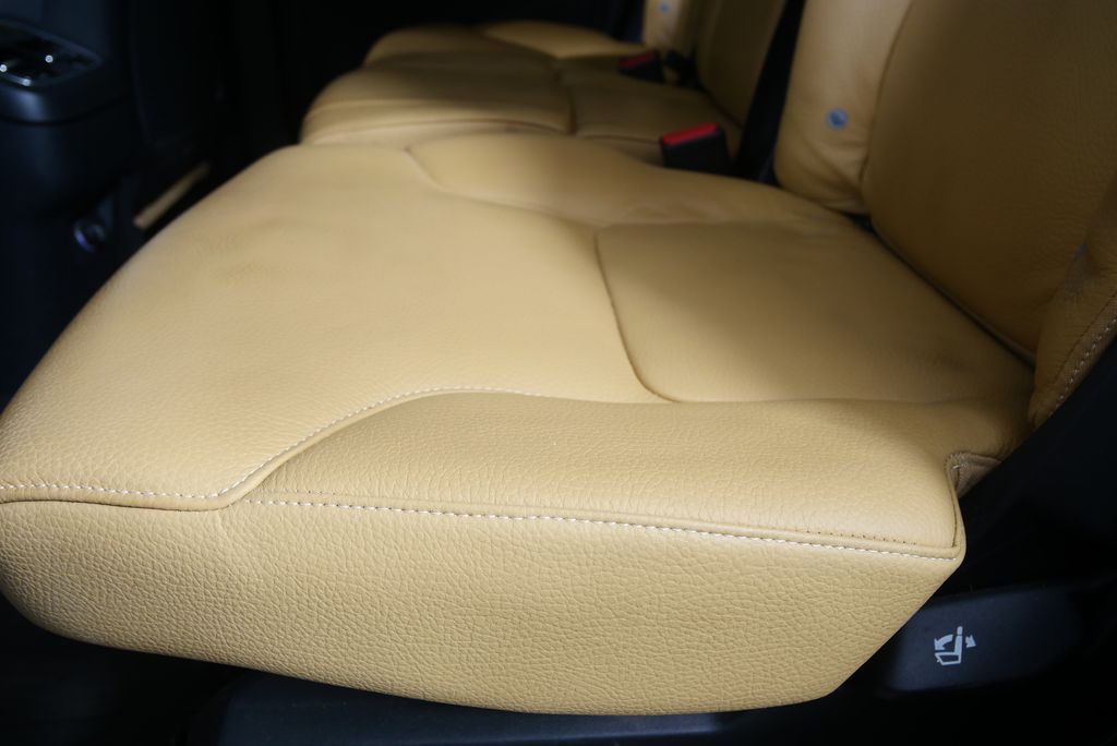 Thumbnail: 2019 Volvo XC90 - 14