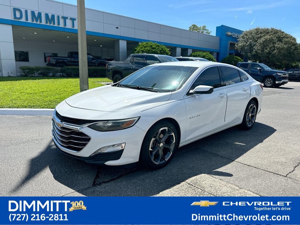 Summit White 2022 Chevrolet Malibu Sedan Front-Wheel Drive Continuously Variable Transmission