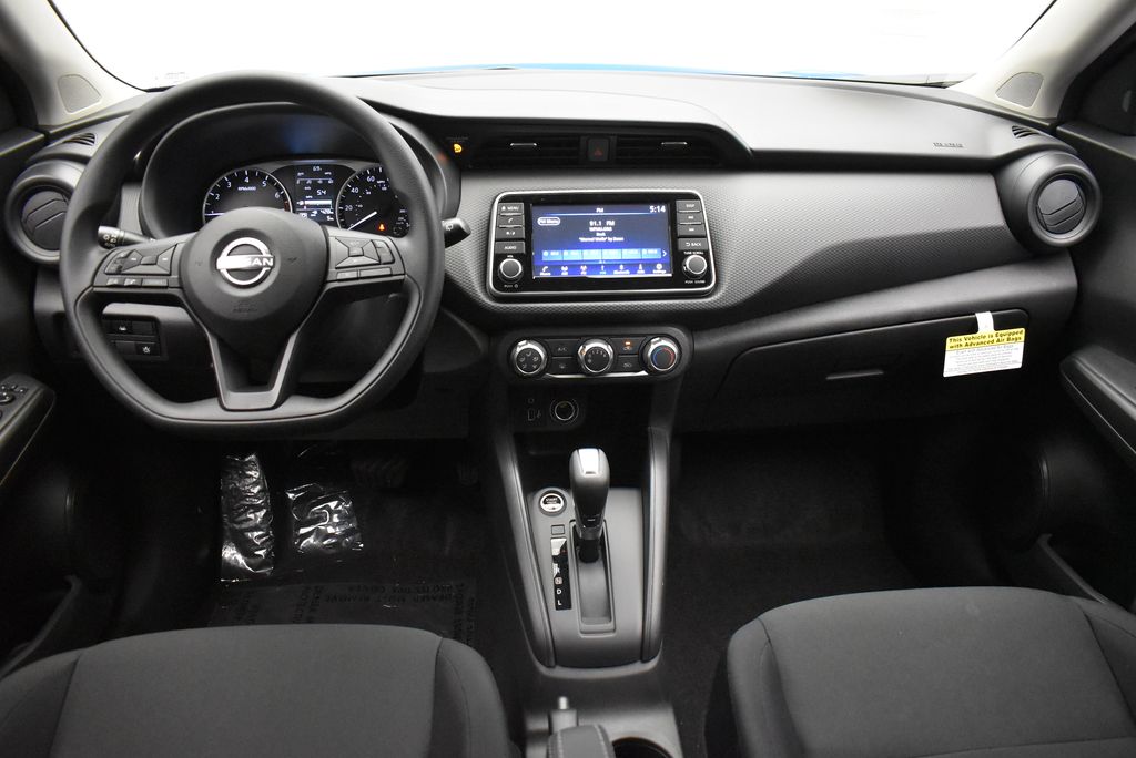 Thumbnail: 2025 Nissan Kicks - 27