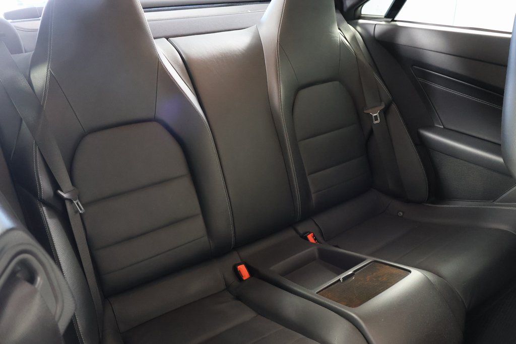 Thumbnail: 2014 Mercedes-Benz E-Class - 8