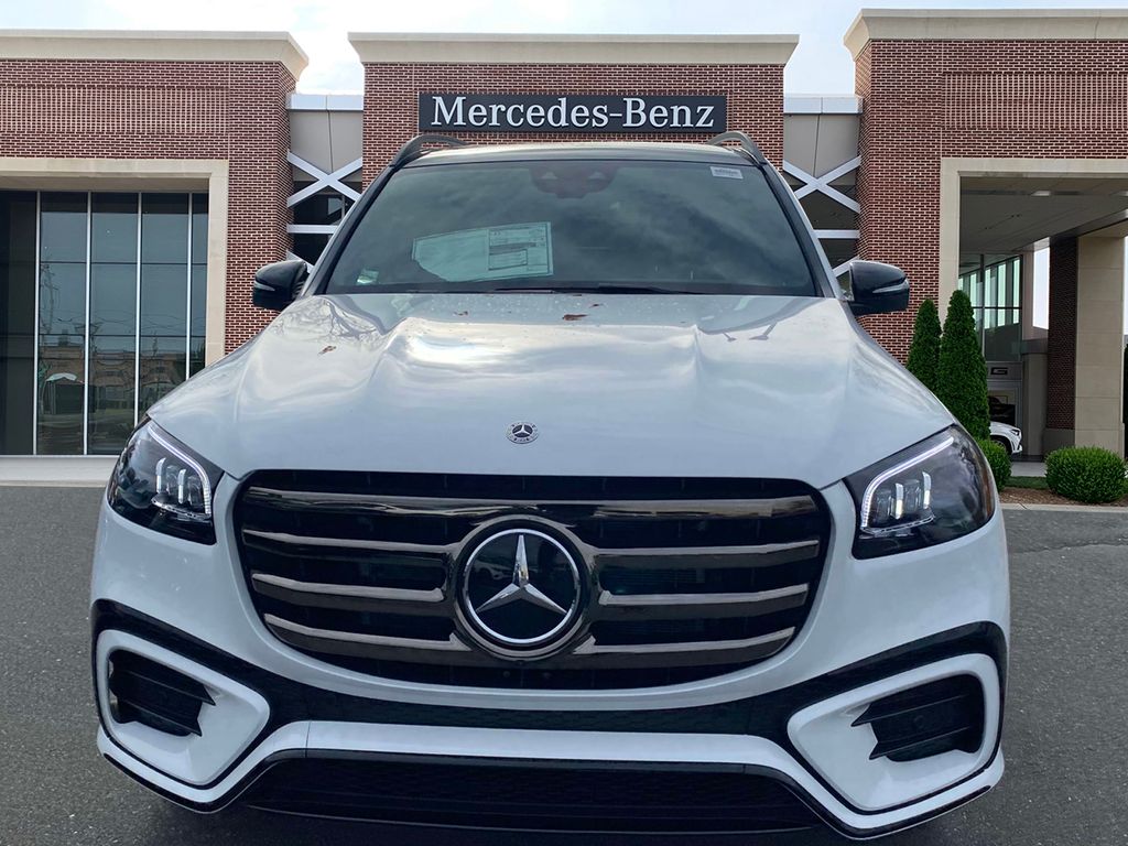 2025 Mercedes-Benz GLS 450 4MATIC 2