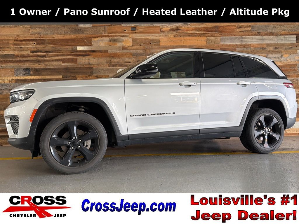 2023 Jeep Grand Cherokee Altitude 4WD