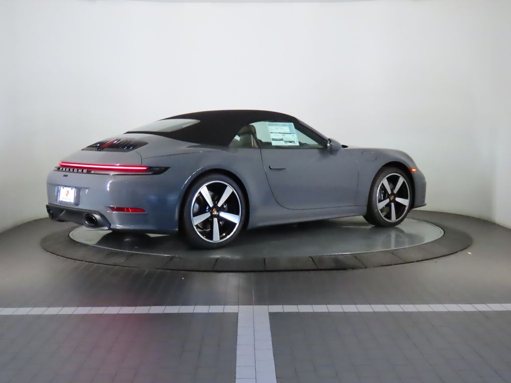 Thumbnail: 2025 Porsche 911 - 7