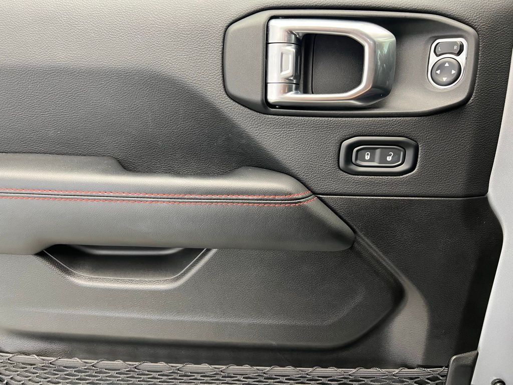 Thumbnail: 2024 Jeep Wrangler - 22