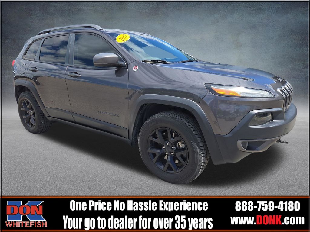Gray (Granite Crystal Metallic Clearcoat) 2017 Jeep Cherokee Trailhawk 4WD SUV / Crossover Four-Wheel Drive 9-Speed Automatic