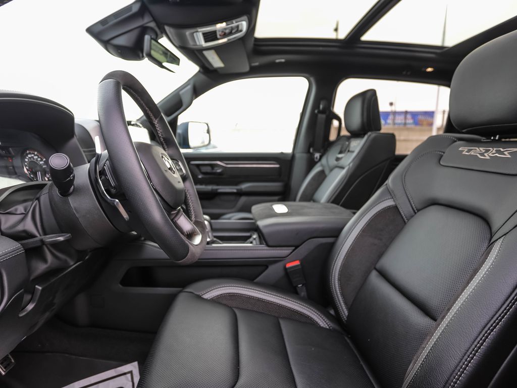 Thumbnail: 2022 RAM 1500 - 9