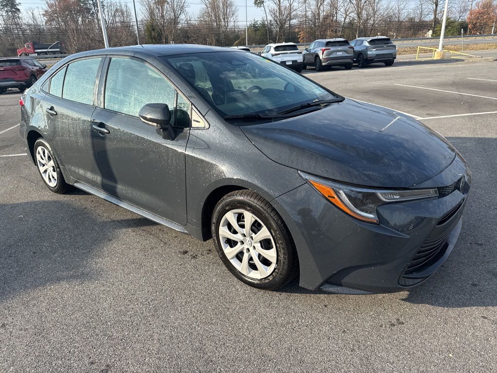 2024 Toyota Corolla LE FWD