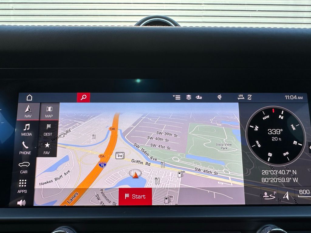 Thumbnail: 2020 Porsche Macan - 31