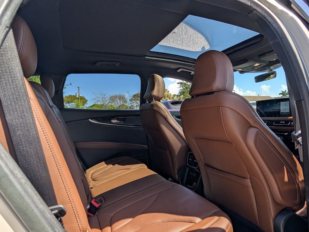 used 2022 Lincoln Nautilus car, priced at $29,500