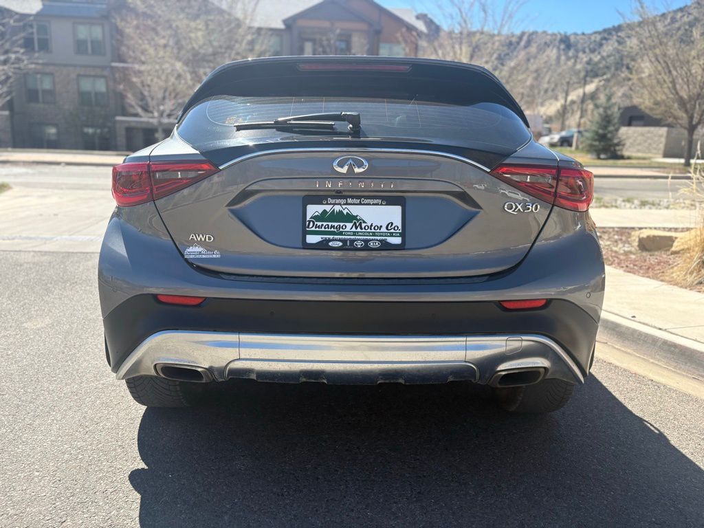 2019 INFINITI QX30 - Photo 7