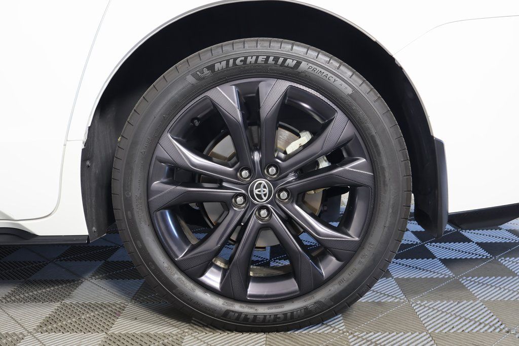 Thumbnail: 2026 Toyota Sienna - 14