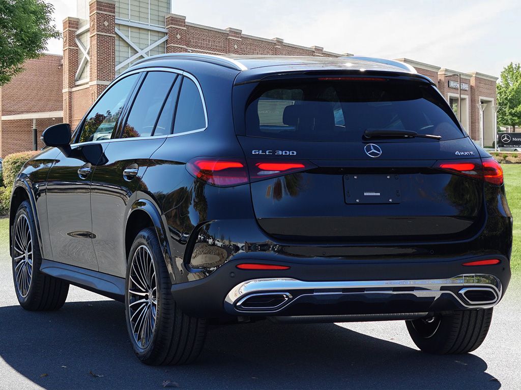 Thumbnail: 2026 Mercedes-Benz GLC - 7