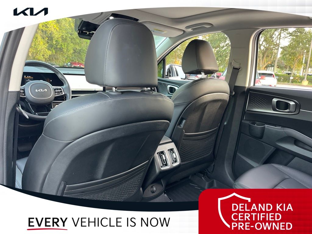 Used 2025 Kia Sorento SUV