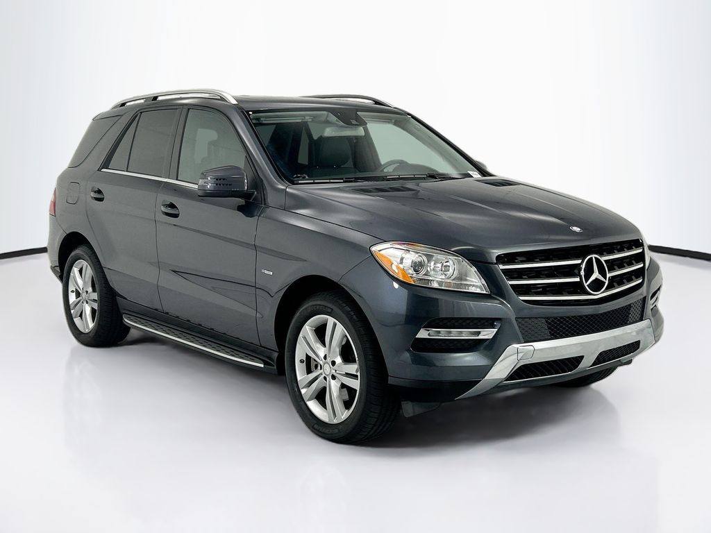 Thumbnail: 2012 Mercedes-Benz M-Class - 3