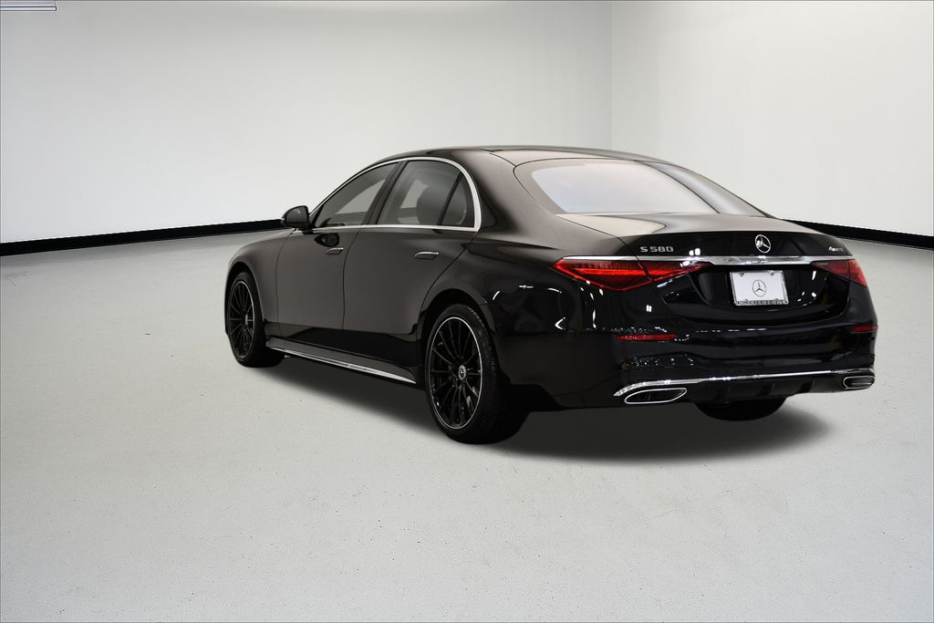 Thumbnail: 2026 Mercedes-Benz S-Class - 3