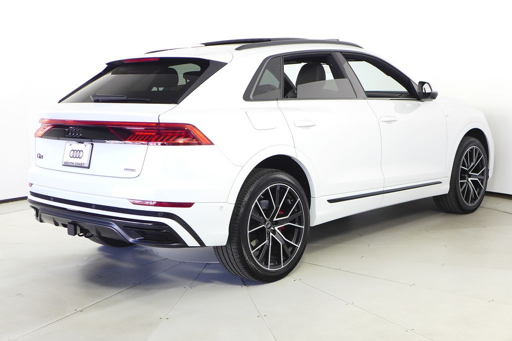 Thumbnail: 2023 Audi Q8 - 7