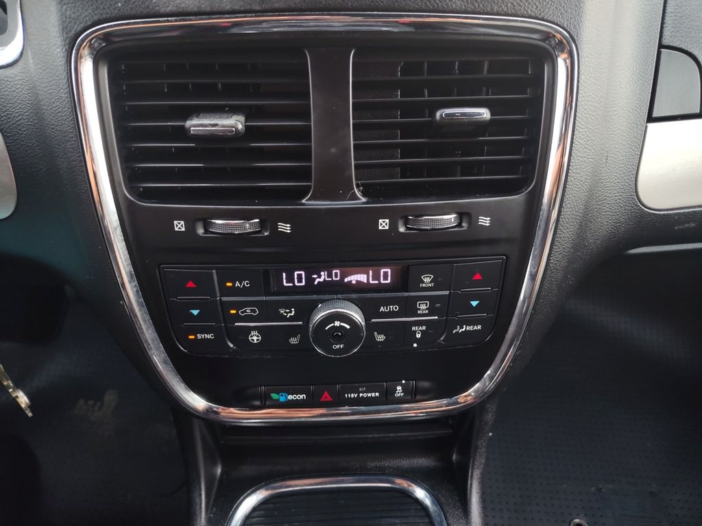 Used Car 2019 Dodge Grand Caravan  Gt For Sale Under $15,000 In Austin, Texas
