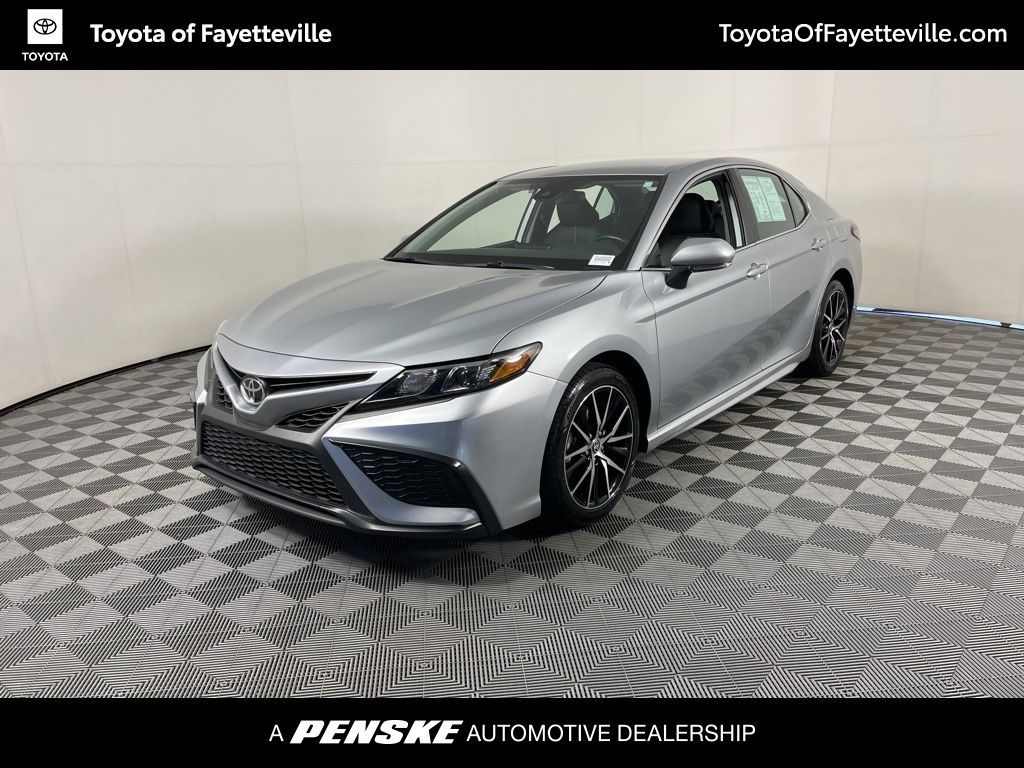 2023 Toyota Camry SE -
                  Fayetteville, AR