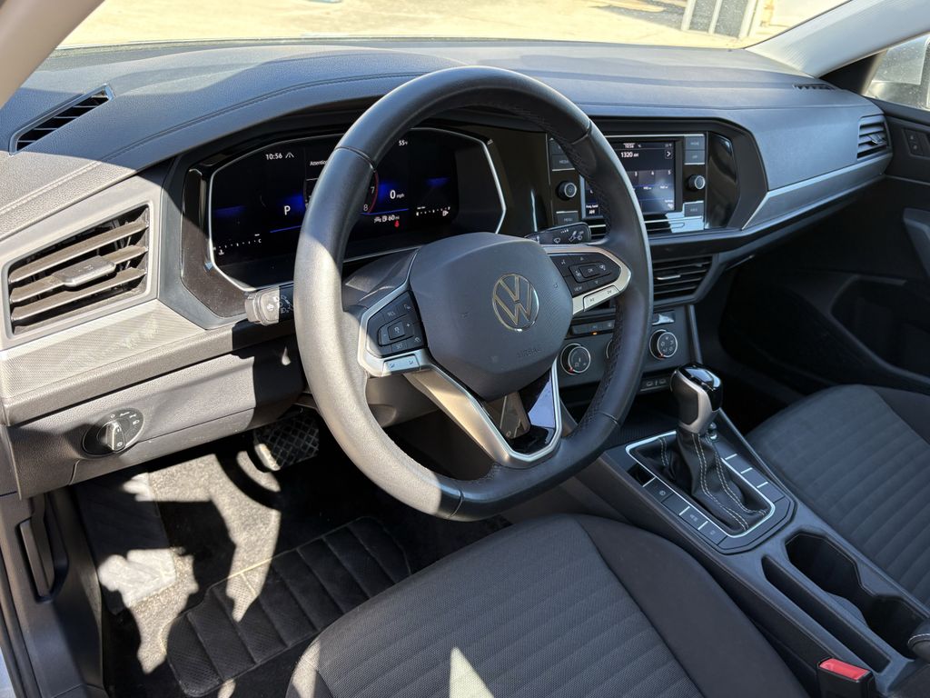 Used 2024 Silver Volkswagen 1.5T S image 14