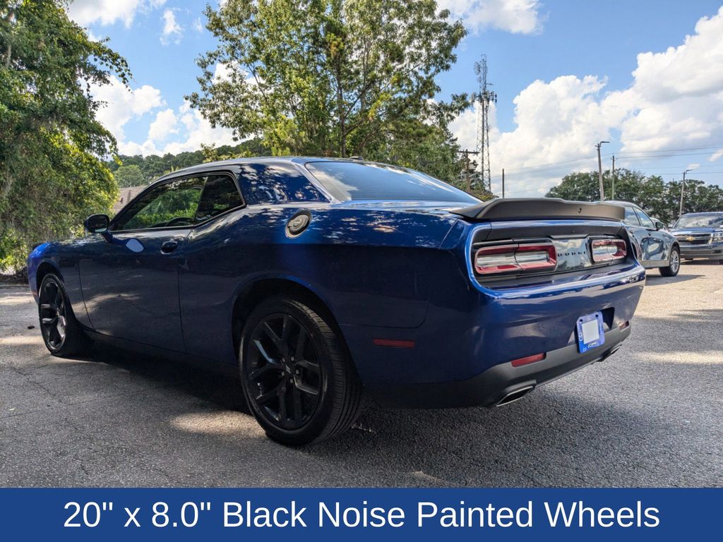 2022 Dodge Challenger SXT