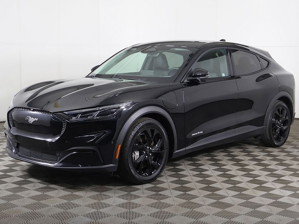 Used 2024 Black Ford Select image 9