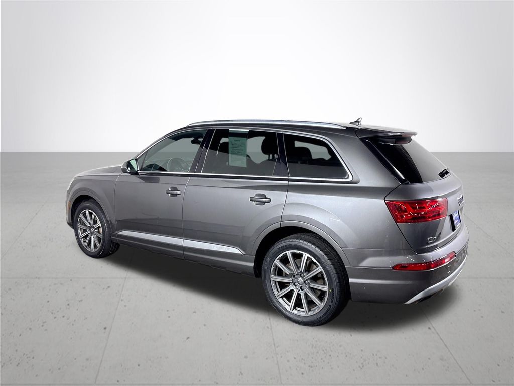 2019 Audi Q7 45 Premium Plus