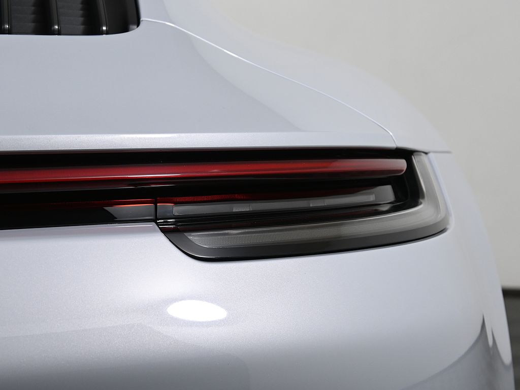 Thumbnail: 2024 Porsche 911 - 13