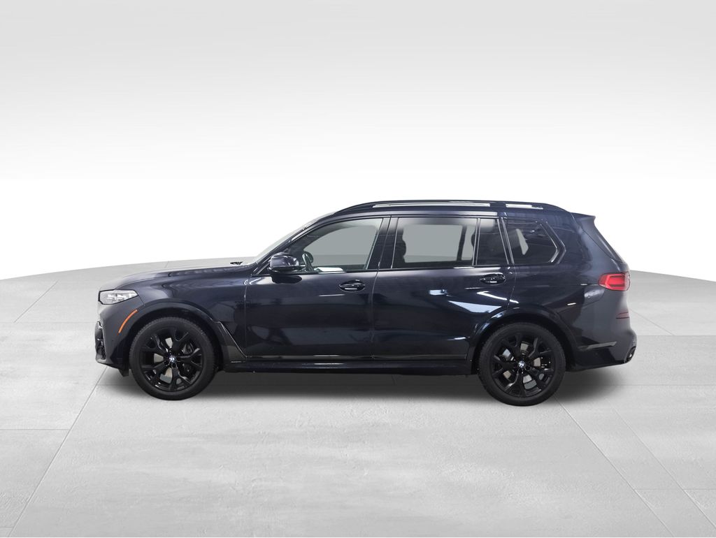 Thumbnail: 2021 BMW X7 - 2