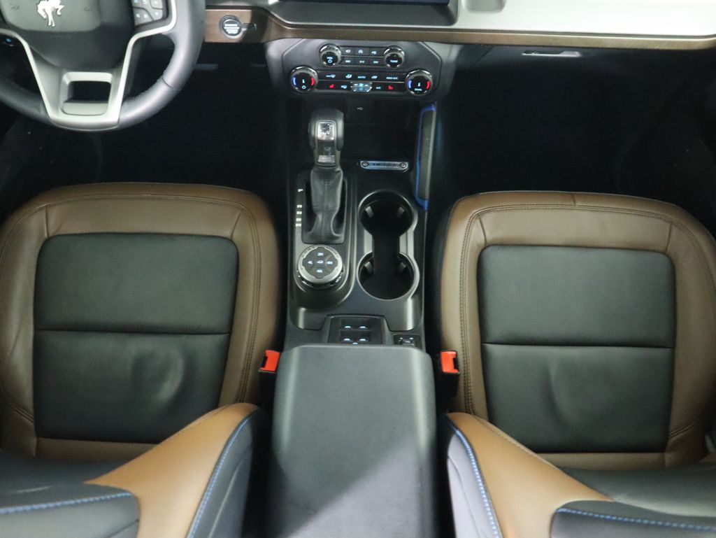 Thumbnail: 2022 Ford Bronco - 17