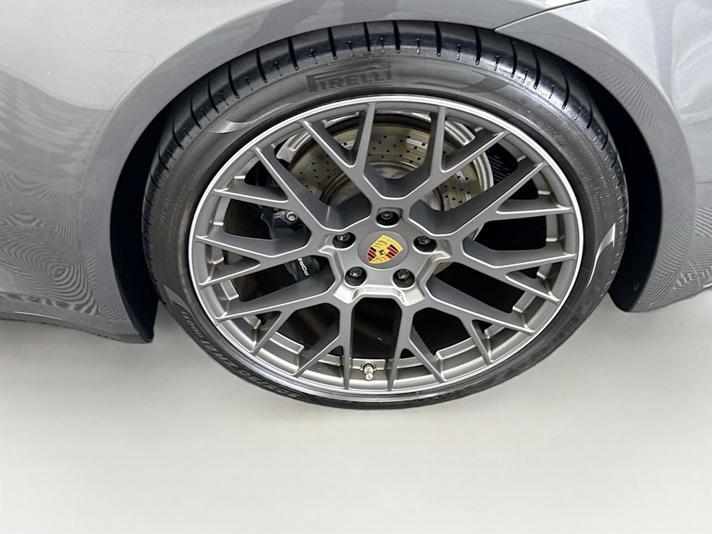 Thumbnail: 2021 Porsche 911 - 27