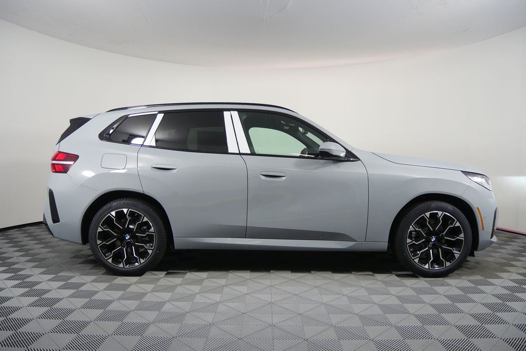 Thumbnail: 2026 BMW X3 - 2
