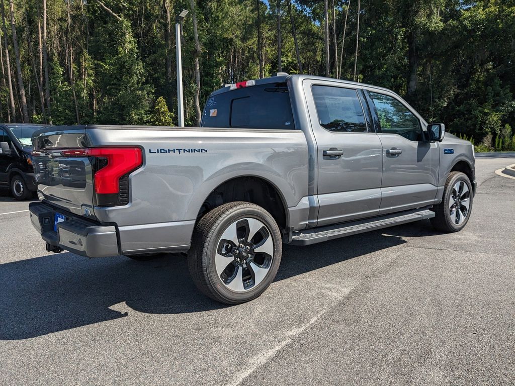 2025 Ford F-150 Lightning Platinum