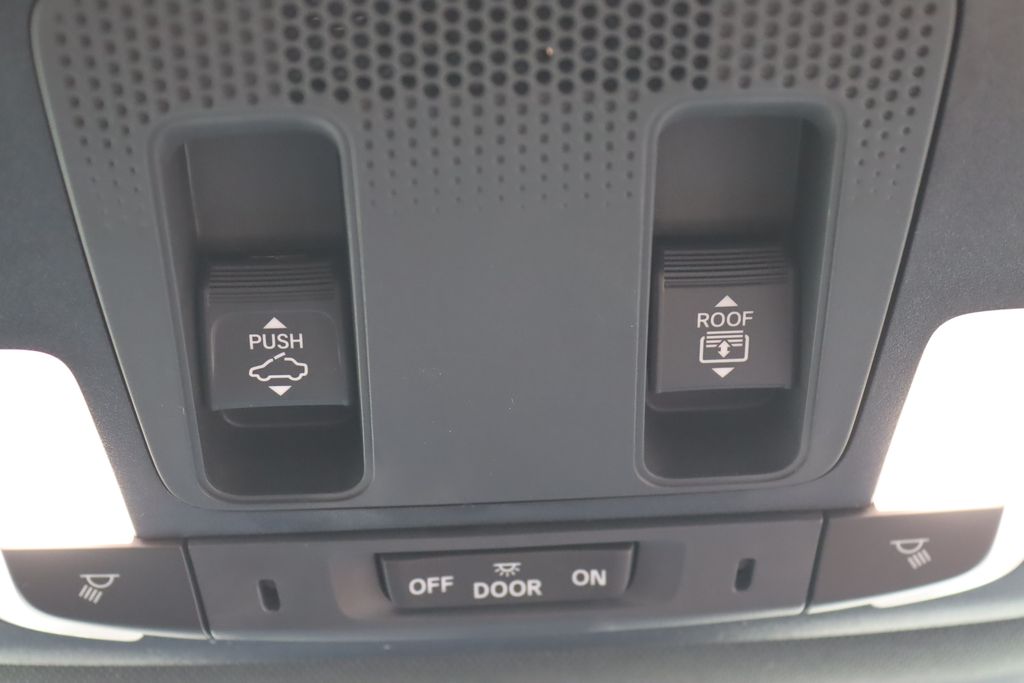 Thumbnail: 2025 Honda Pilot - 29