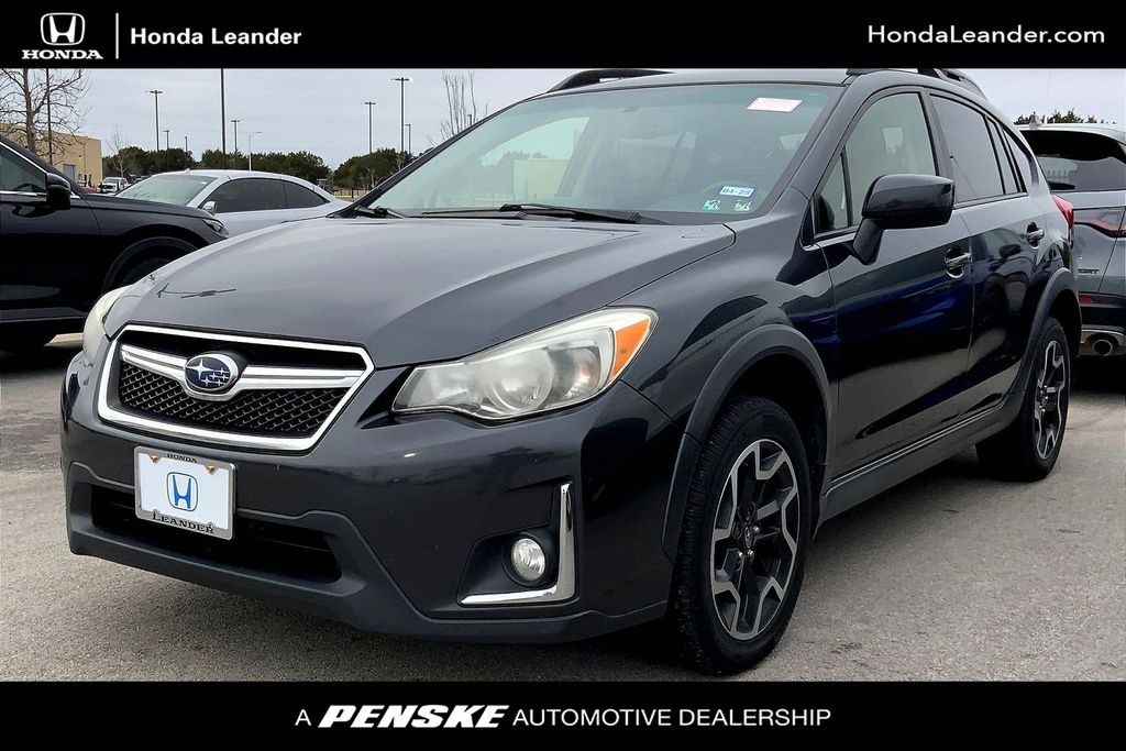 2016 Subaru Crosstrek Premium Hero Image