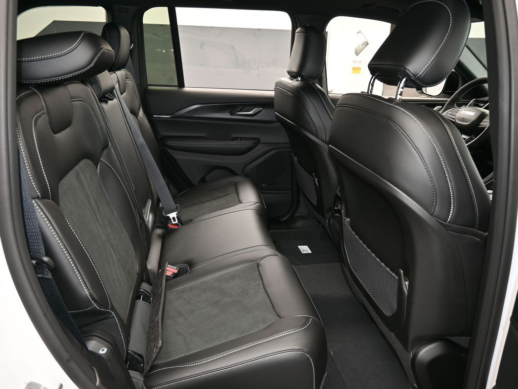 Used 2025 Bright White Clearcoat Jeep Altitude X image 35