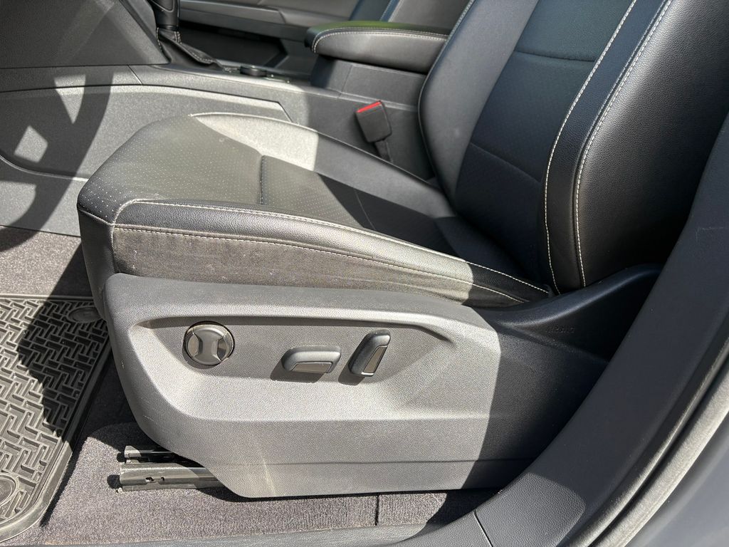 2022 Volkswagen Atlas 2.0T SE w/Technology