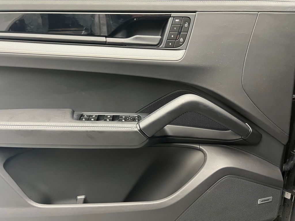 Thumbnail: 2024 Porsche Cayenne - 19