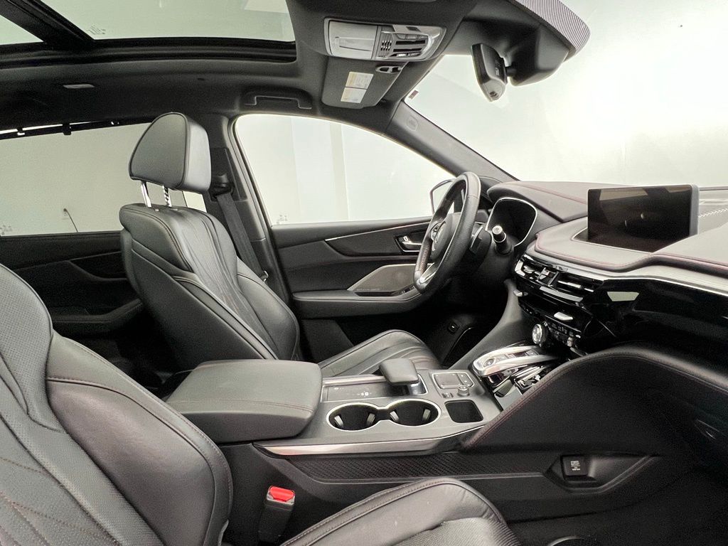 Thumbnail: 2022 Acura MDX - 6