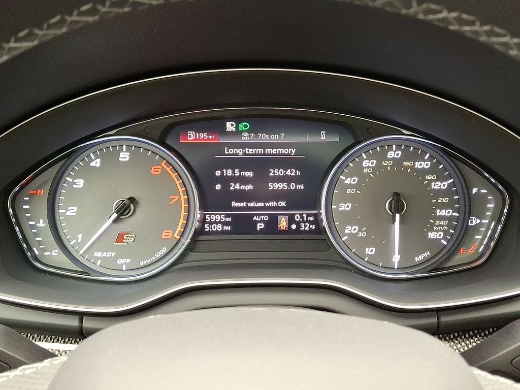 Thumbnail: 2024 Audi SQ5 - 21