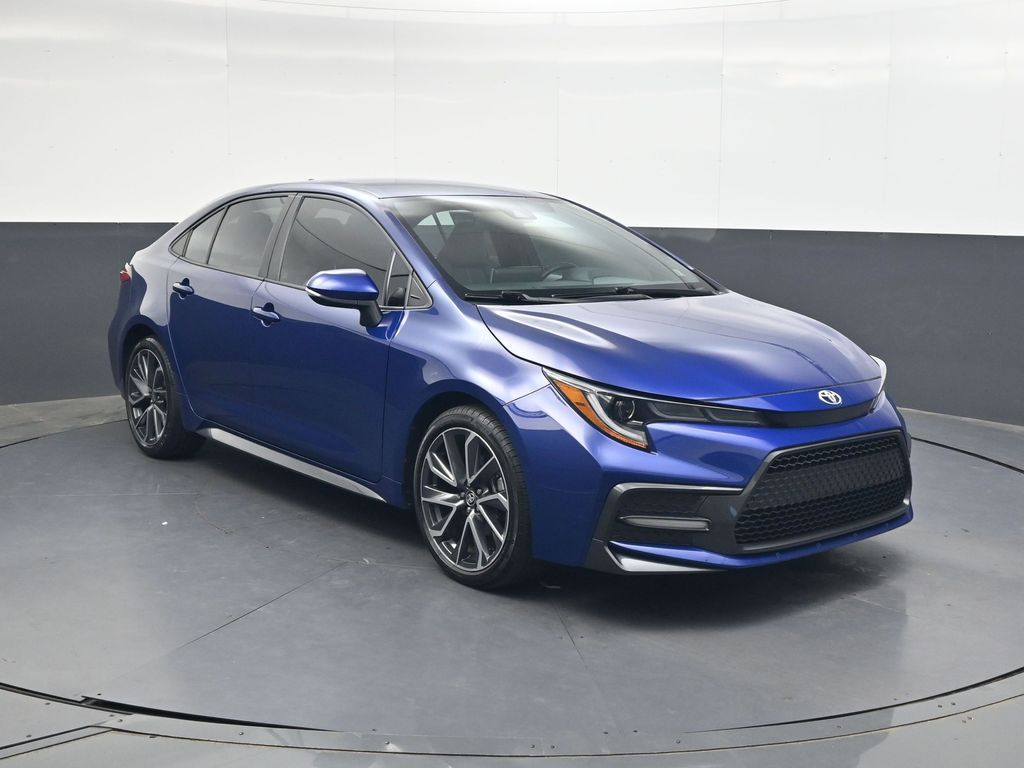 Used 2020 Blue Toyota SE image 2