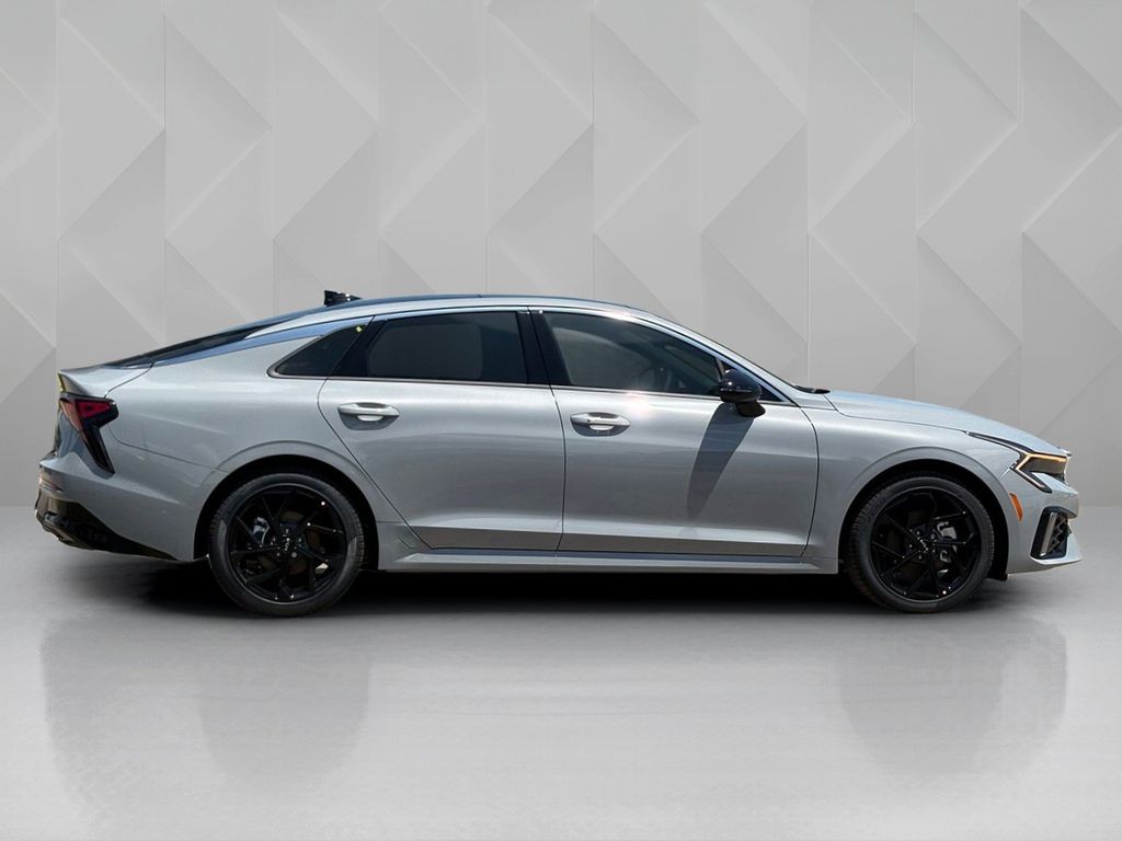 New 2026 Kia K5 Sedan