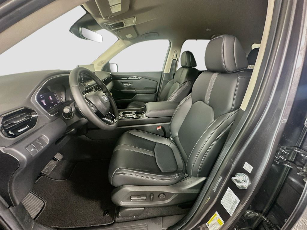 Thumbnail: 2026 Honda Pilot - 16