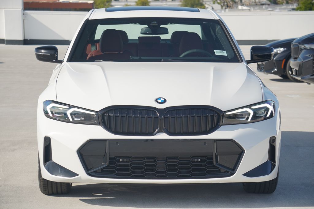 Thumbnail: 2026 BMW 3 Series - 2