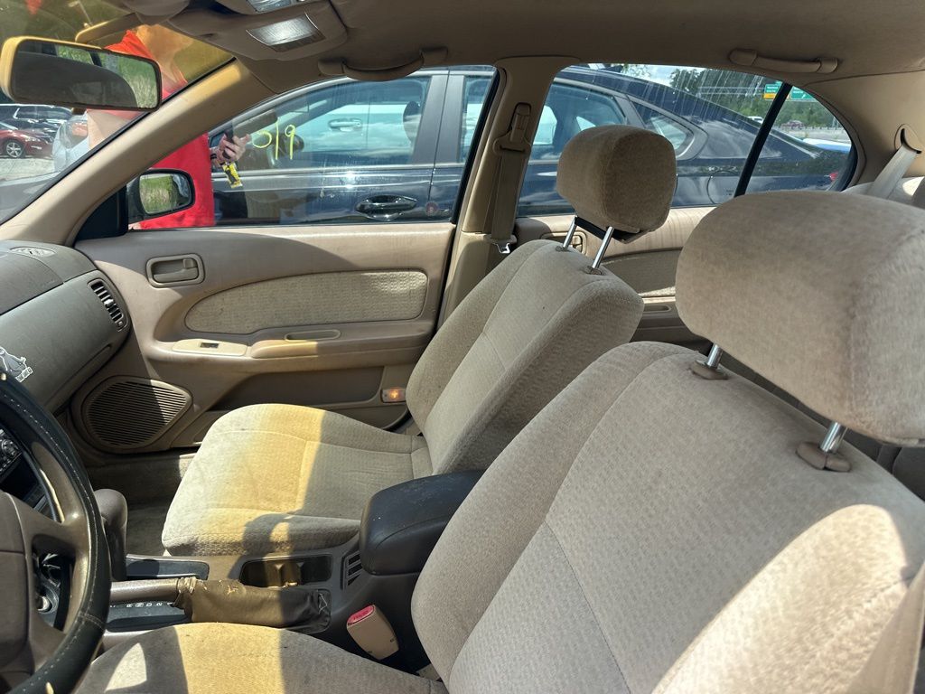 1995 Nissan Maxima GLE FWD Sedan