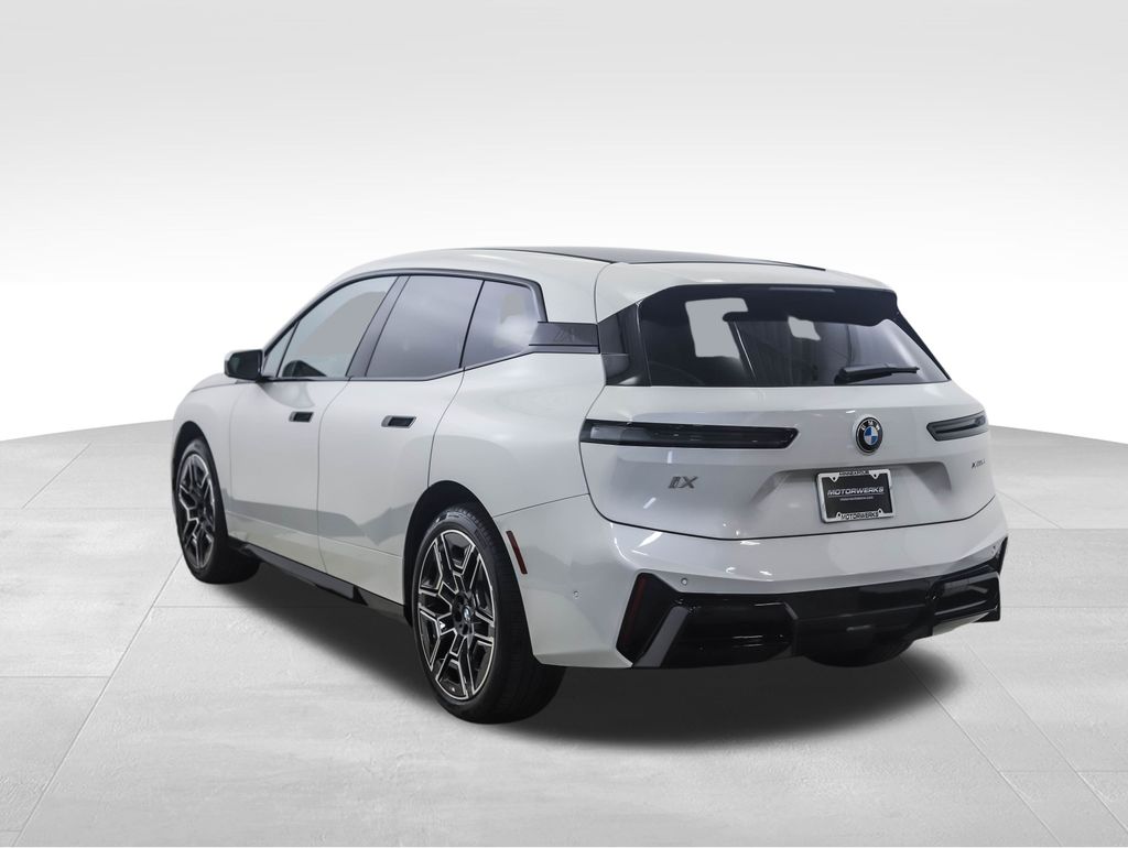 Thumbnail: 2026 BMW iX - 3