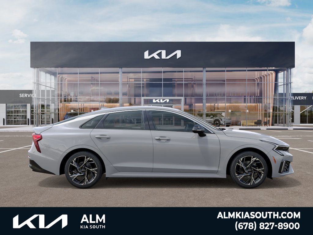 2026 Kia K5 GT-Line photo 5